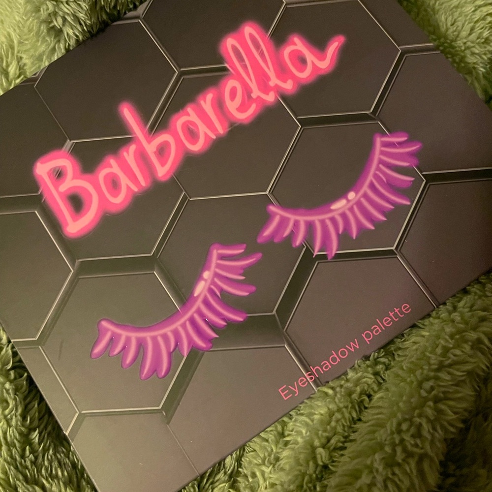 Barbarella Eyeshadow Palette